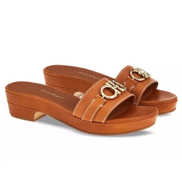 Ferragamo Slip On Sandals Size 40 / 9 - Picture 1 of 8
